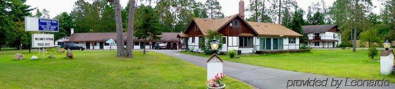 Northern Pine Inn Hayward Esterno foto